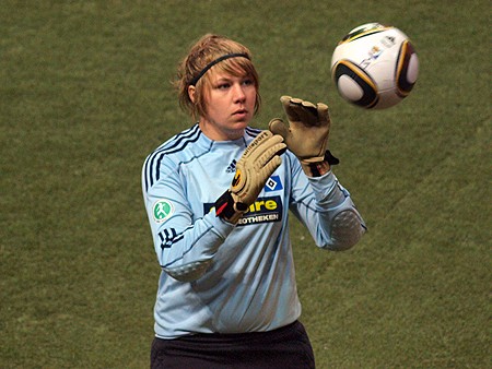 SHFV-Nordcup 2010, HSV - FFC Oldesloe 4:1, Gegen Oldesloe durfte Saskia Schippmann wieder zwischen die Pfosten Gegen Oldesloe durfte Saskia Schippmann wieder zwischen die Pfosten