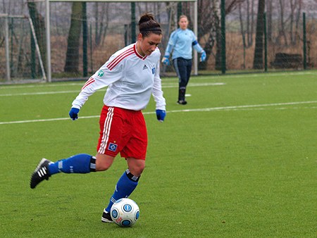 2BL 2009/10, Sptg. 16, HSV 2 - Gersten 3:2; Desirée Steinike feierte ihren Pflichtspieleinstand beim HSV Desirée Steinike feierte ihren Pflichtspieleinstand beim HSV