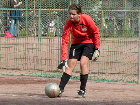 Musste zur Halbzeit aus dem Spiel: Wellingsbüttels Keeperin Jana G.