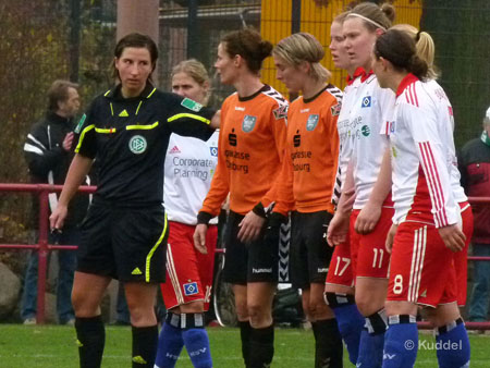 Schiedsrichterin Katrin Rafalski lieferte eine tadellose Leistung ab.