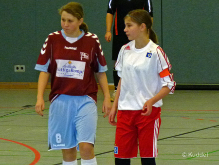 2010 12 29 - HSVC1 - Hallenturnier Tornesch - Hannah D Heute Mannschaftsführerin und mehrfache Torschützin: Hannah D.