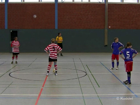 2011 01 08 - HSVC1 Hallenturnier Voltlage - Anstoß gegen Langenhorst Spiel um Platz 2 in Gruppe A: SpVgg Langenhorst-Welbergen - Hamburger SV