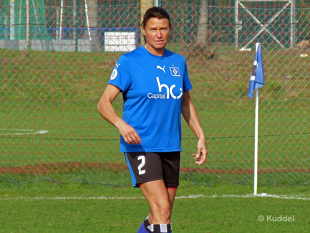 2011 04 17_HSV5 - Alsterbrüder_Sylvia Booker Bei dieser Aktion verletzte sich Bokker leider, und konnte nicht weiterspielen