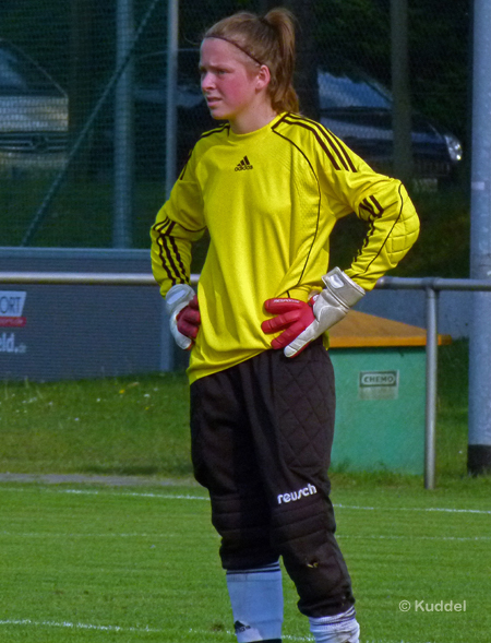 2011 05 21_HSVB1-VfL Wolfsburg - Norddeutsche Meisterschaft Halbfinale_Svenja Busies Heute zwischen den Pfosten: C-Juniorin Svenja Busies