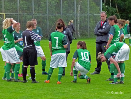 Erstaunlich ernste Gesichter bei Werder. Dabei durfte man durchaus zufrieden sein.