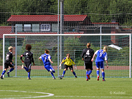 2011 08 13_SSC Hagen Ahrensburg - HSV3_2-0